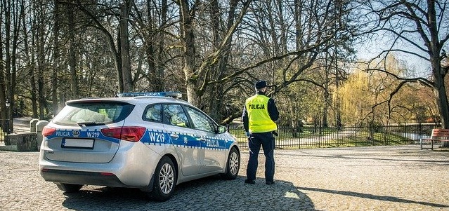 patrol policji wodnej napomniał mnie za bieganie nad Wartą patrol policji wodnej napomniał mnie za bieganie nad Wartą